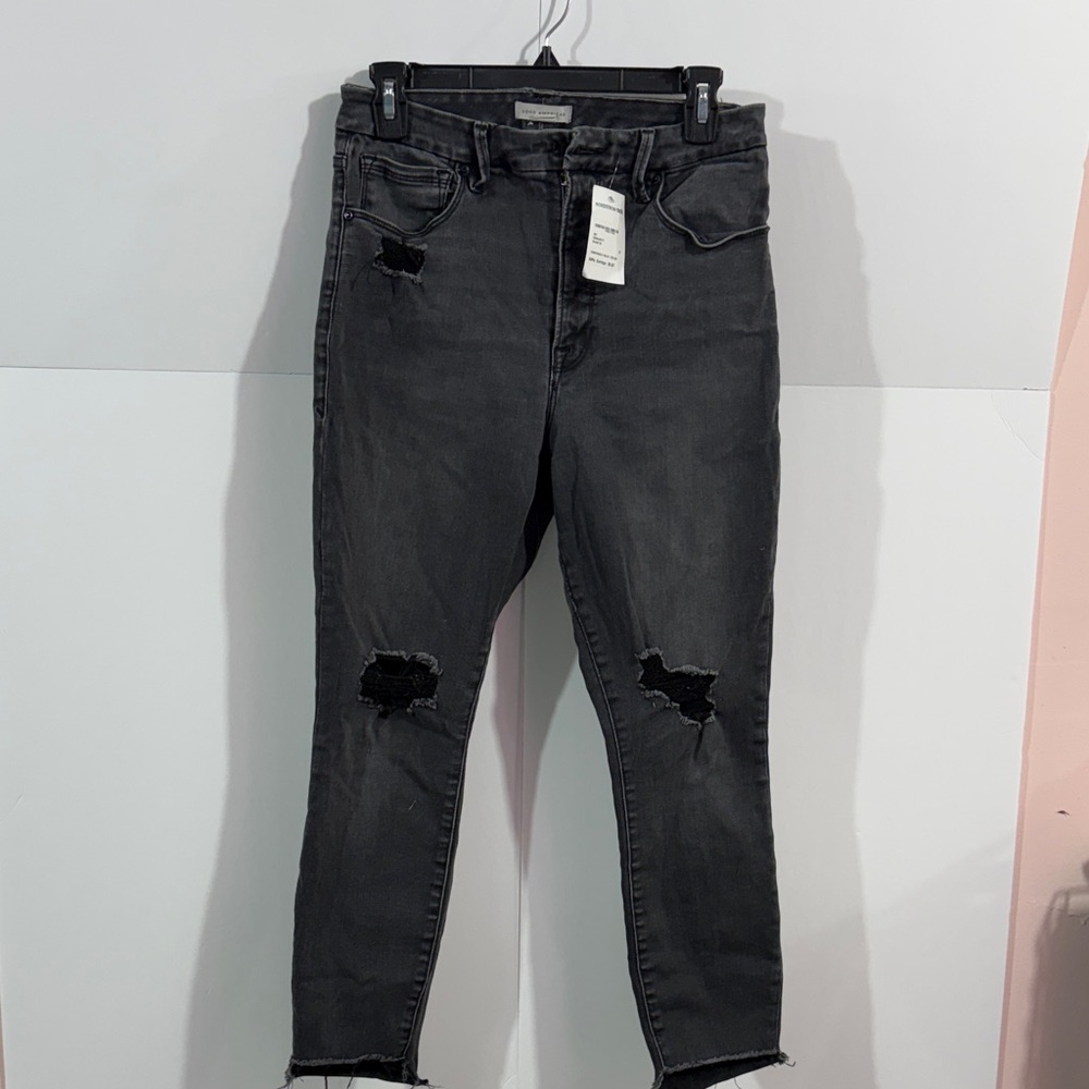 Good American Black Distressed Ankle Jeans 10/30